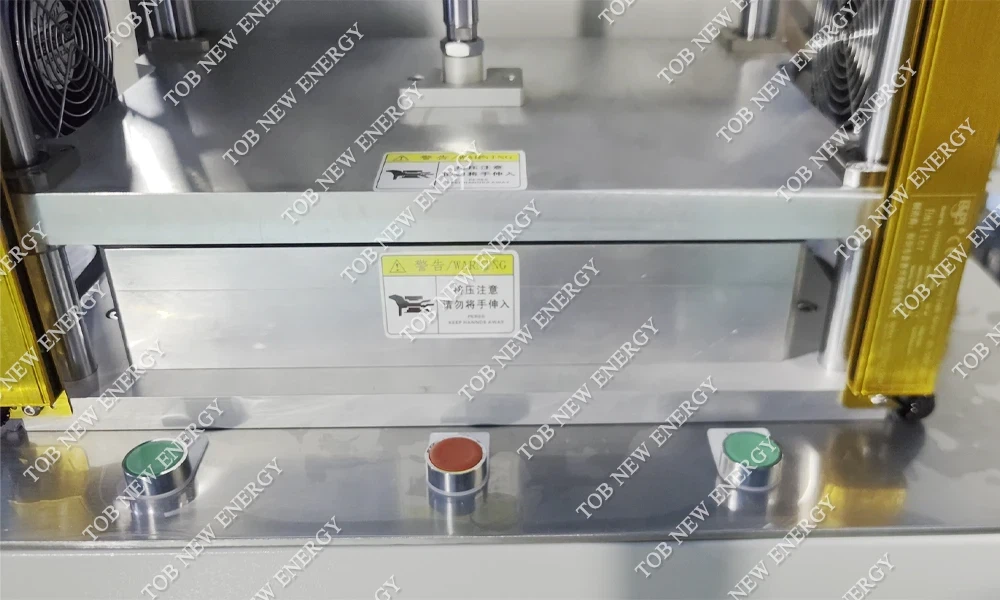 Helium Leak Detector for Prismatic Cell Leakage Test Helium Leak Detector for Prismatic Cell Leakage Test